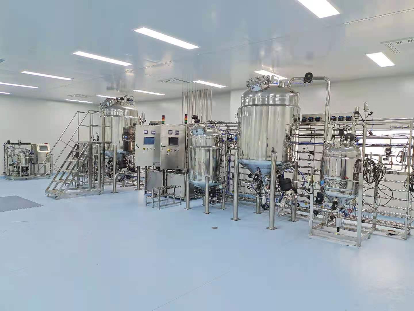 20-100、200-1000L不銹鋼植物細胞培養罐